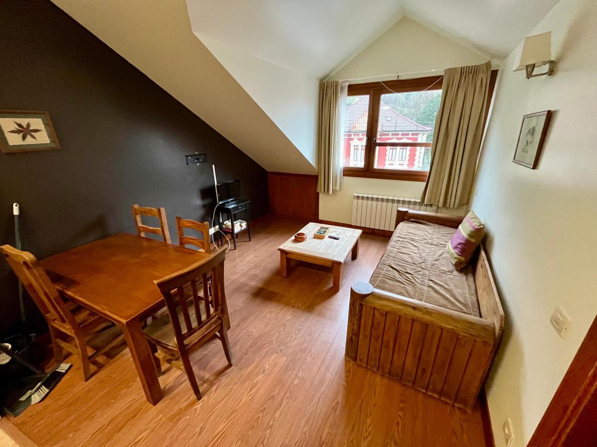 Lotila Flats Cuirgu Apart otel Felechosa Dış mekan fotoğraf